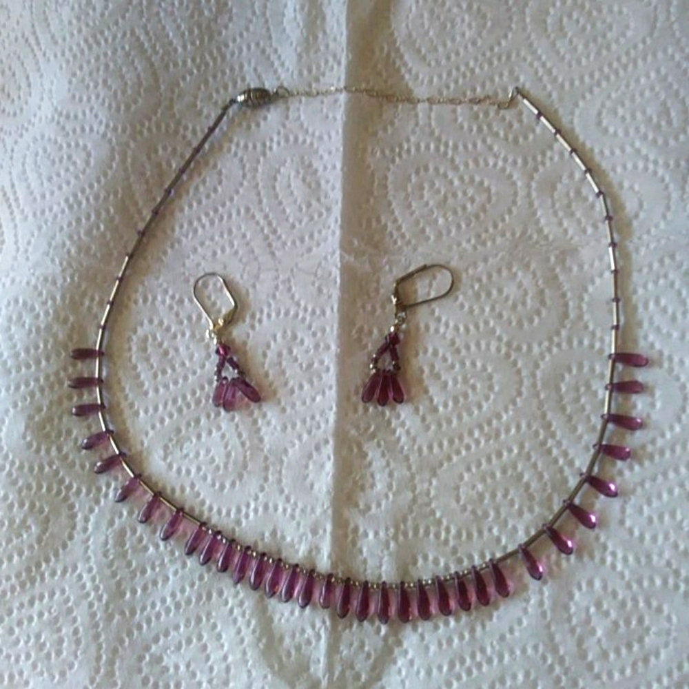Necklace & earrings